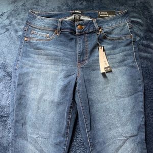 NWT d.jeans Size 14W Women’s Jeans